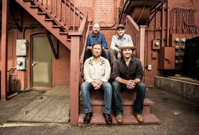 Join Chain Station for a free show at the Tiki Hut on Sunday, March 12th from 6-10 PM.