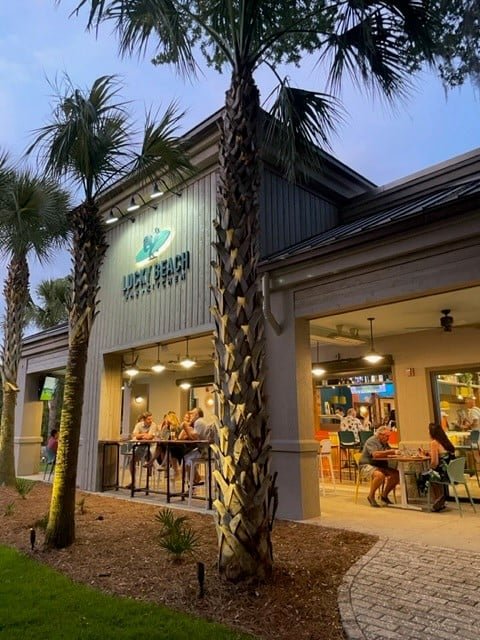 Lucky Beach Exterior