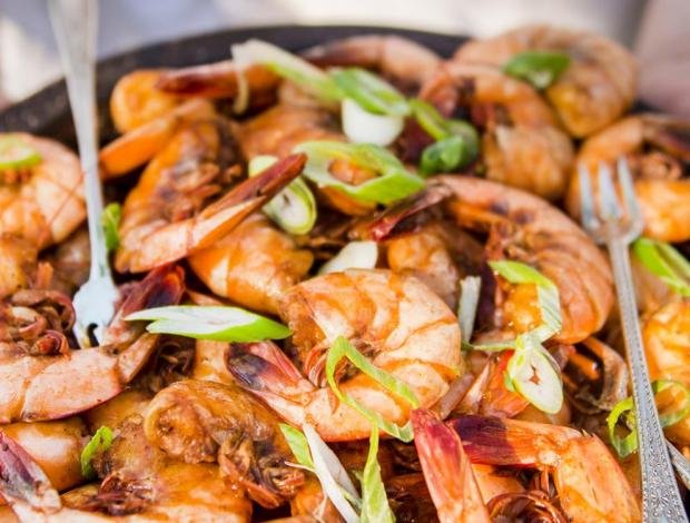 Come as vendors serve up their best pot and recipes of Shrimp and Grits, Seafood Gumbo, Devil Crabs and Stew Chicken, and more